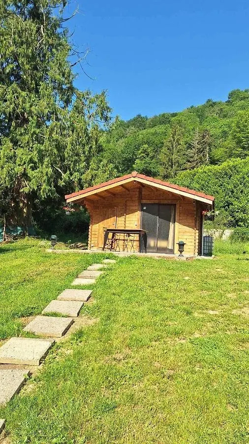 Le Chalet Pressins 0*,  France